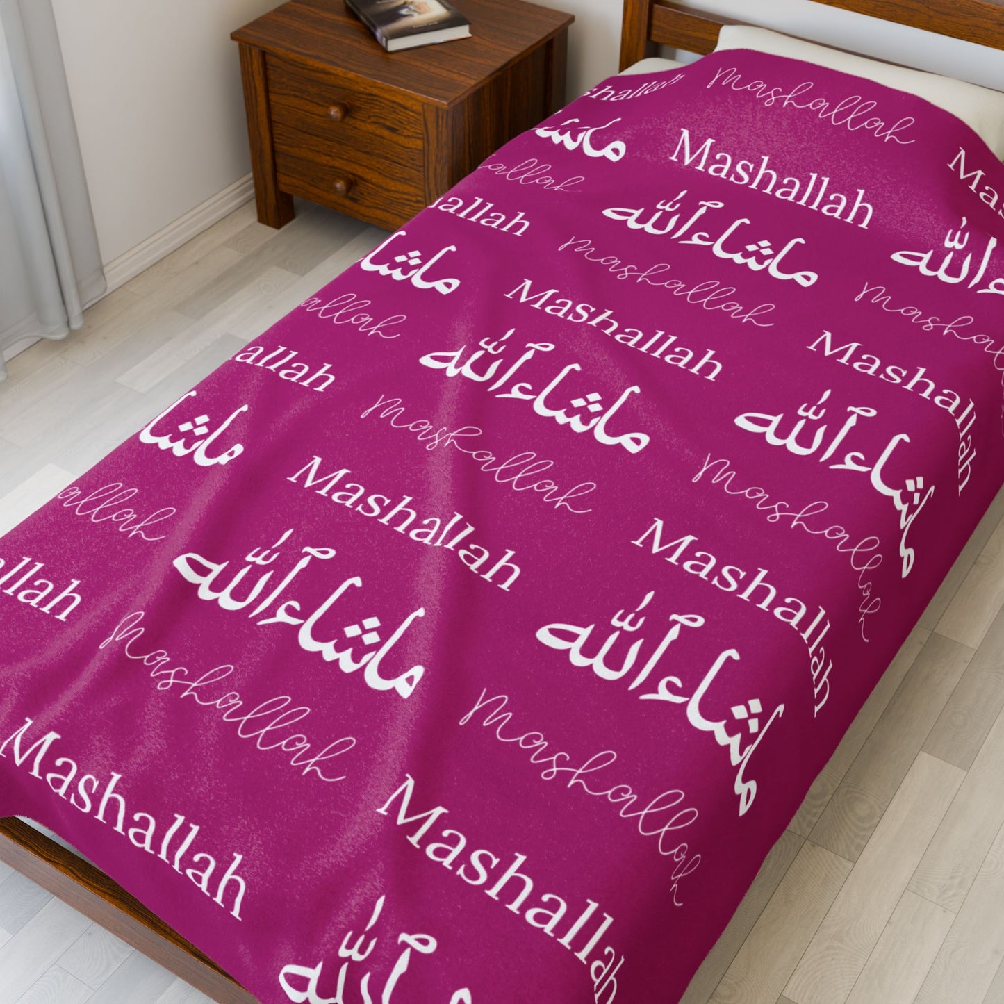 Mashallah Blanket – Magenta Pink & White